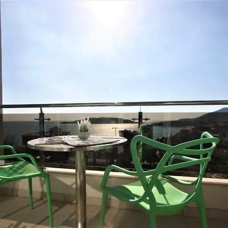 Sea View Rafailovici Apartment